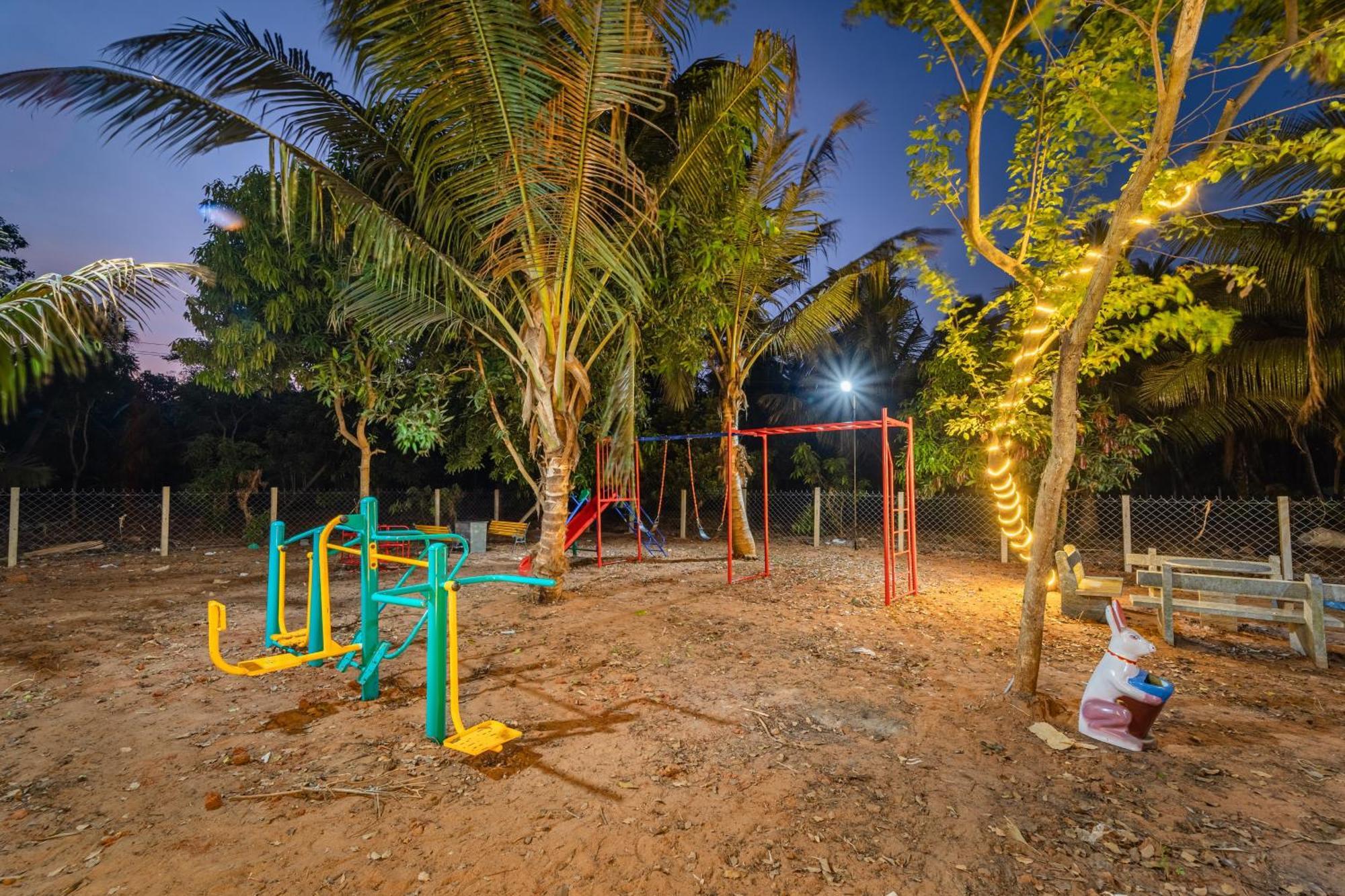 Teak Leaf Gateway Villa With Swimming Pool Indoor Games Kalapettai ภายนอก รูปภาพ