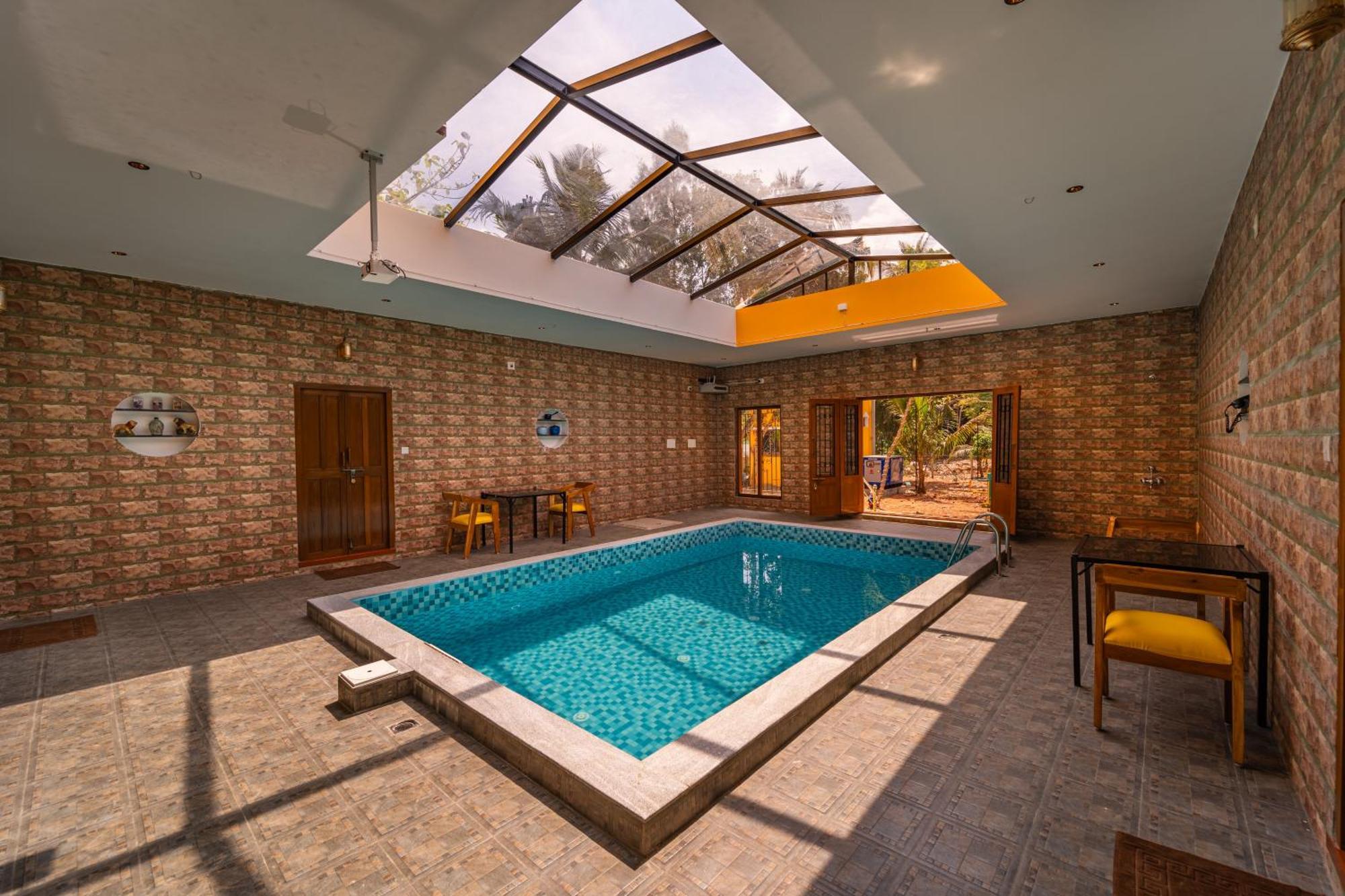 Teak Leaf Gateway Villa With Swimming Pool Indoor Games Kalapettai ภายนอก รูปภาพ